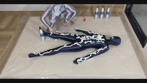 Cream ZENTAI Girl