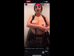 Big boob brunette masturbates on webcam