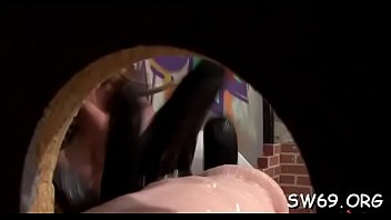 Real looker gets her meatballs all slimy sucking at a gloryhole