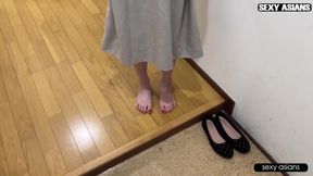 Unhappy Married Woman Falls Into a Dangerous Affair That Leaves Her with No Way Back