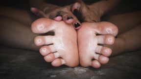 POV Foot Worship & Oil Play [SD]