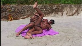 Exhib Sexin The Public Beach With Latino Muscles Boys