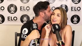 Latina MILF gets her tight ass drilled hard and rough in esses podcasts de hoje em Dia Tão Muito pra Frente