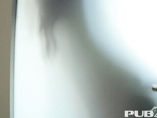 Teasing and screwing in the bedroom with Lolly Ink