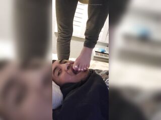 Yessi femdom-goddess