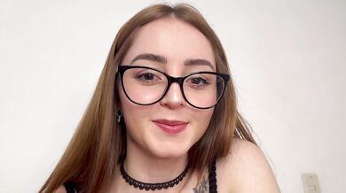 Alicia Hall - Delicious hand job and blow job - Massive cumshot in mouth