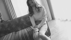 Exciting Erotic Adventures of Emiri Momota with Older Men Features Mesmerizing Body Twists