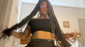 PURPLE PUMP LEG TEASE (JOI)