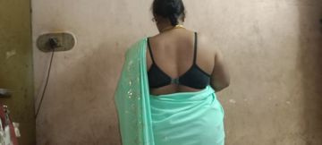 I went to my stepaunt&amp;#039;s house and she was so beautiful in a saree, then I grabbed her breasts and shared her bed.