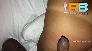 brazillian bull, Realizador Baiano fudendo sem na o cuzinho da esposa do Corno e a putinha gritando indo mais rola pro comedor e gozando dando o cuzinho pra finalizar Gozei no Rabo dela.