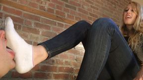 Presley's Sweaty Feet Challenge - (Full HD 1080p Version)