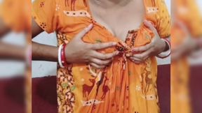 Sexy Indian Girl Master Bating While Home Alone, Beautiful Girl Bathing