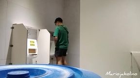 jakol sa cr sa isang mall devotee demand masarap talaga pag risky