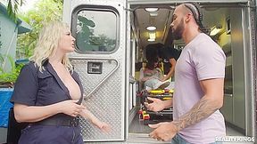 Jenna Starr, Roxie Sinner, James Angel - Emergency Threesome