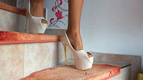 von21 Mistress Scarletts high heels worship (mp4-HD)