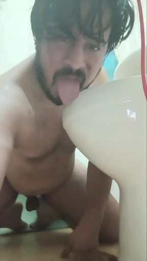Sissysandeep Public Toilet Expose
