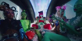 Latina GF teaches amateur a lesson in sci-fi style PMV