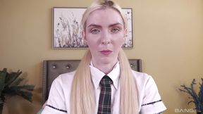Aften Opal Puts Her Pussy To Work