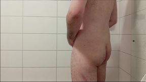 Chubby Gay in the Hotel Shower