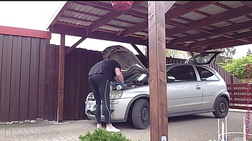 Kleiner Autocheck in Legging