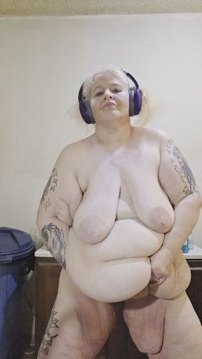 Naked in the Snow Shes Gonna Flow