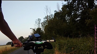 Dicker Arsch auf dem Fahrradsattel