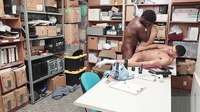 Black security officer slammed thief after catching him