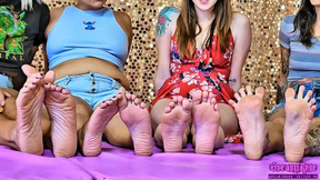 Foot Talk with GreasyRose, Giantess Cleo, RozezToez, & Lola Winters