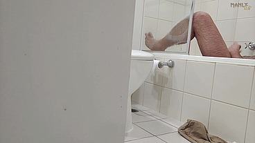 Step Gay Dad - Bath Buddies - Hot house with sexual tension so thick it ends up all over stepdad's sexy toes - Manlyfoot