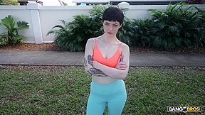 Undercover Freak - Raee Ripley