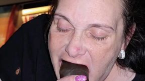 gave a professional gumjob to my stepson with her pink fake nails