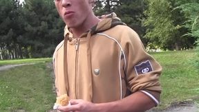 Czech Hunter: Screwing the Bimbo Gay-for-pay Face