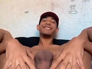 NOVINHO SE EXIBINDO NA CAM