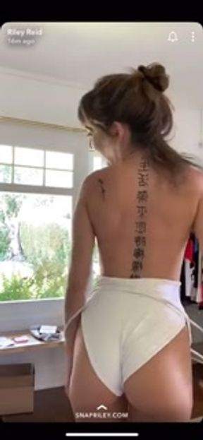 Short clip of Riley Reid’s most recent snap chat error 07/03/19