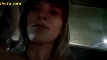 Dei a buceta para pagar o uber