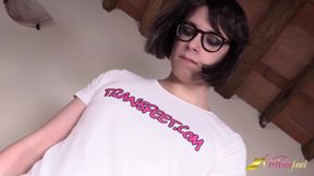 Tranny masturbates and then pisses in a glass