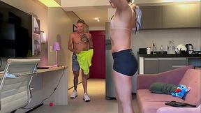 fodendo a loira rabuda da academia