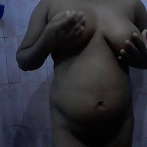 shower girl fun &ndash; Sinhala