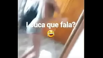 pobretona da testa enorme cheira 1 kg de e danca loucamente na frente de seu espelho que ganhou dando a bunda