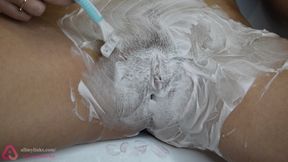 Shaving Runway! Intimate pussy trimming!