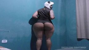 Hot shemale with a big ass to use, cum with, and who can never get pregnant.
