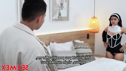 camila_henao_bella_y_sensual_monja spvj