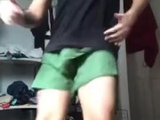 YO bailando un poco cancion de daddy yanque Dura.