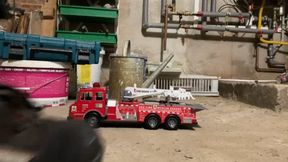 Firefighter Crushing toy Fire Truck