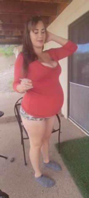 Smoking cigarettes milfy slut