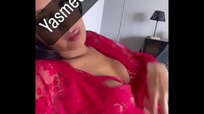 Je t&rsquo_attends chaude sur mon canap&eacute_