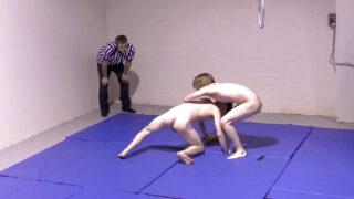 Film BDSM di giovani gay che si fanno scopare analmente