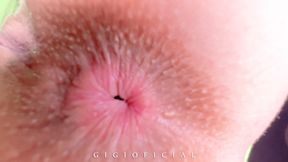 Shorties: How looks like gape of butthole while girls farting?