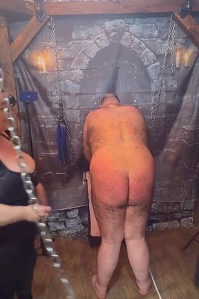 Hand Spanking Lesson with Domina Satana and Blackberrymilf