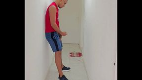 Putaria a tr&ecirc_s no corredor do pr&eacute_dio